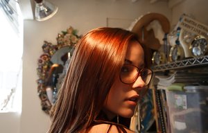 Zishy invite you to explore a free pics with Elizabeth Marxs demonstrating perfect shape