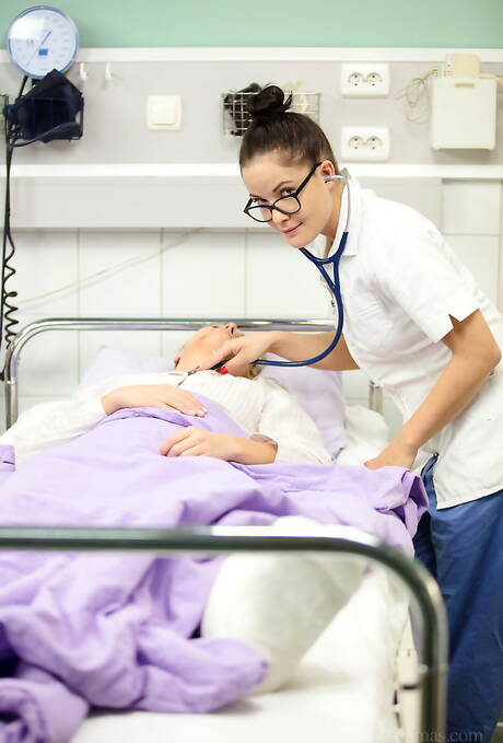 Viv Thomas invite you to explore a free pics with Angelika Grays and Dolly Diore in girl on girl fantasies